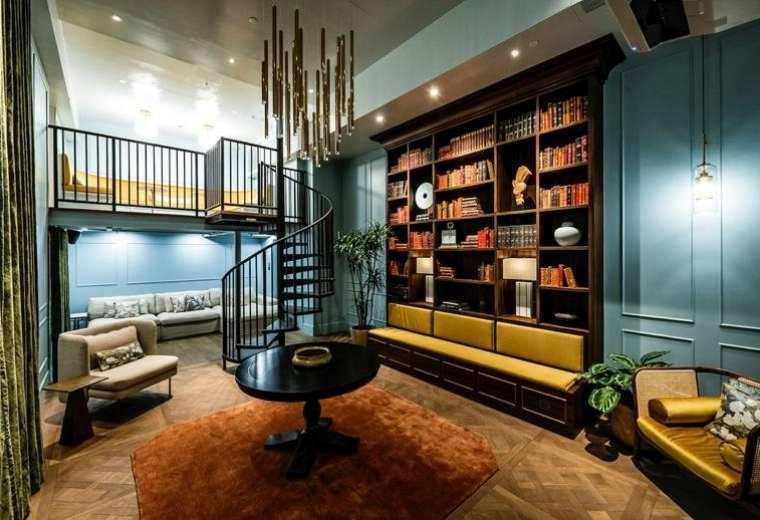 28 Hoi Chak Street, Eastern Harbour Centre, Suite 1204, Hong Kong