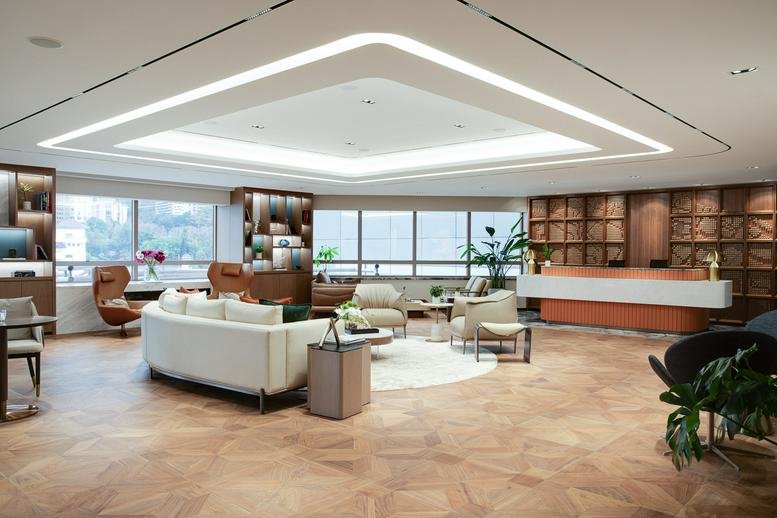 Wide-angle view of the reception area at Standard Chartered Bank Building, Level 18-19.