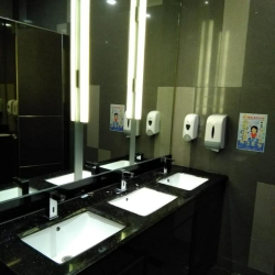 King Palace Plaza, 55 King Yip Street, 7K office suites