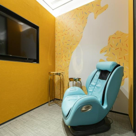 Image of Hong Kong serviced office centre. Click for details.